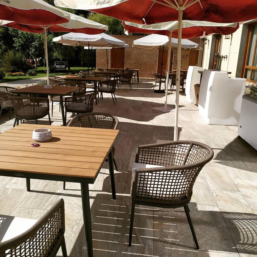 Hotel Restaurante Val Antas de Ulla ภายนอก รูปภาพ
