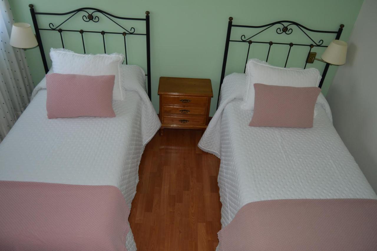 Hotel Restaurante Val Antas de Ulla ภายนอก รูปภาพ