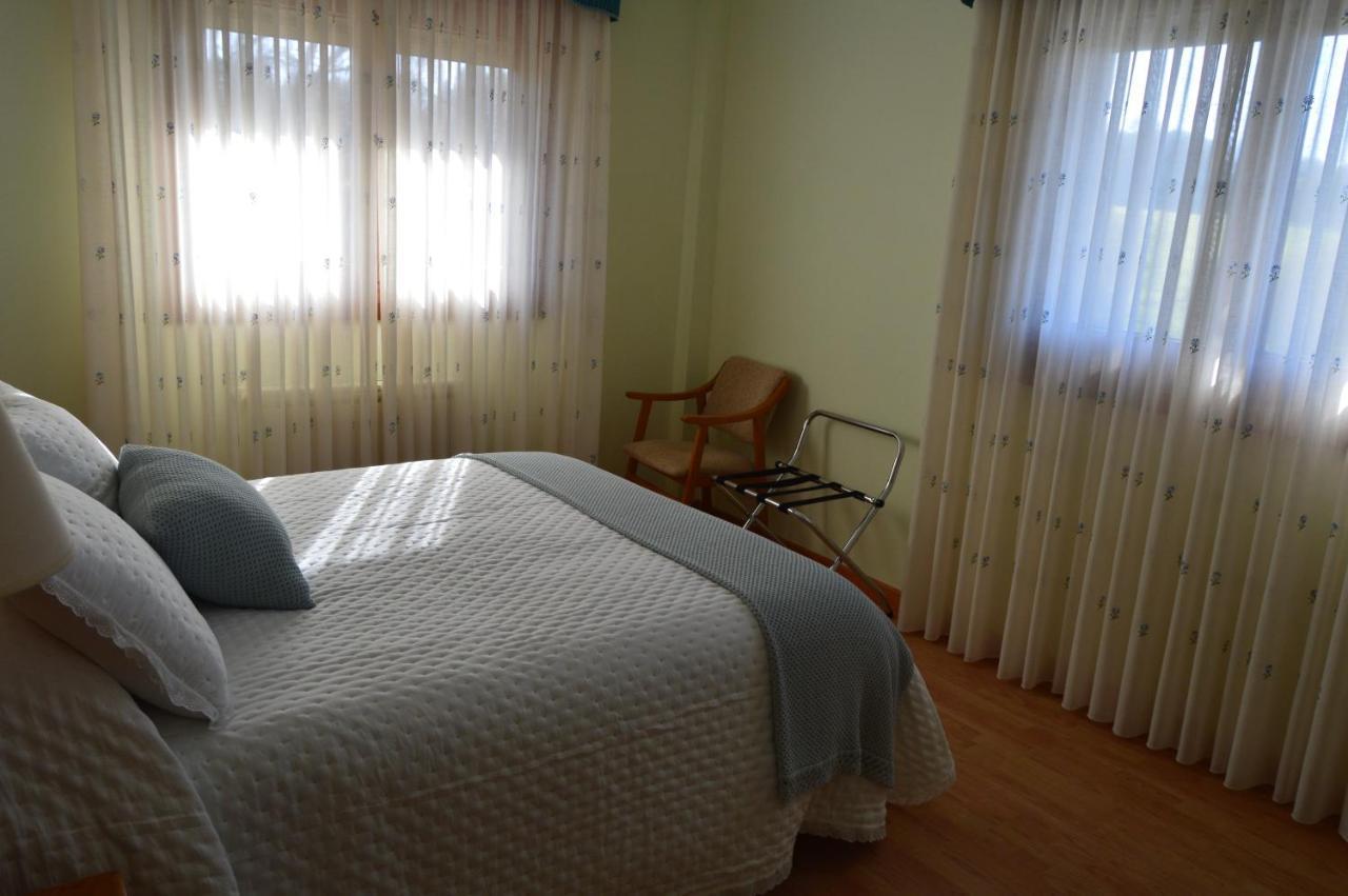 Hotel Restaurante Val Antas de Ulla ภายนอก รูปภาพ