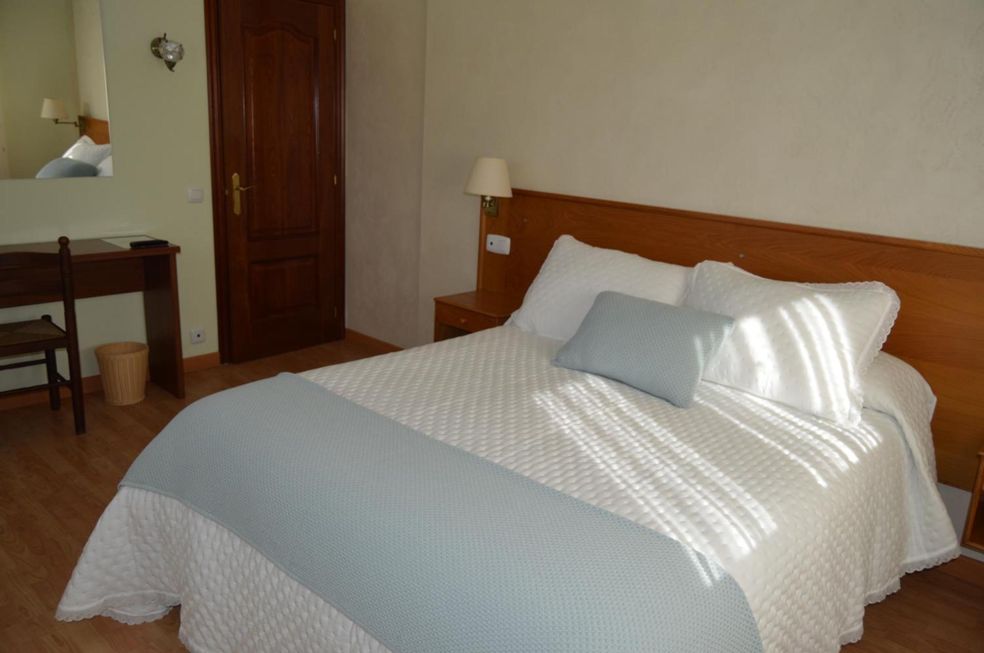 Hotel Restaurante Val Antas de Ulla ห้อง รูปภาพ